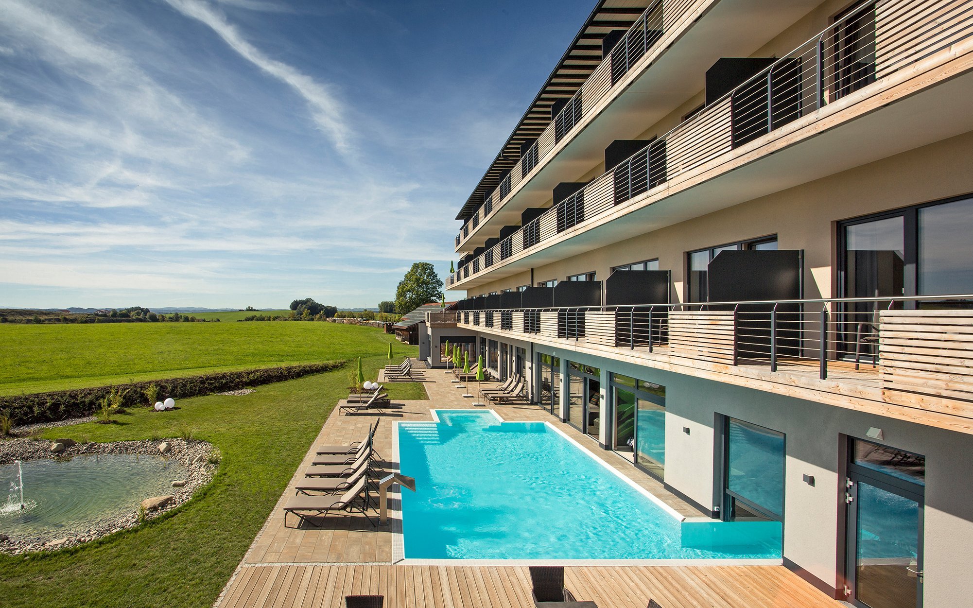 Alpská wellness dovolená: Německo v Hotelu Das Weitblick Allgäu **** se snídaněmi + bazén, 5 saun a večeře