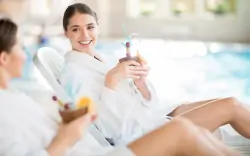 Pobyt v Karlových Varoch s až 4 procedúrami: 4* Spa Hotel Schlosspark s polpenziou, bazénom, saunou a fitness