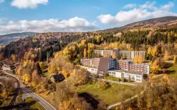 Hrubý Jeseník: Resort Dlouhé Stráně ***superior v Dolnej budove s raňajkami/polpenziou + možnosť wellness
