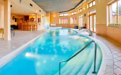Liptov pri Vysokých a Nízkych Tatrách: 3* Sojka Resort s raňajkami/polpenziou + bazény, 4 druhy sáun a zľavy