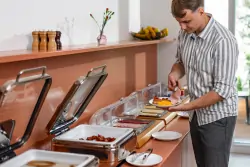 Reštaurácia, Hotel Radosti, Mikulov, Južná Morava