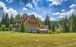 Jizerské hory v Hoteli Perla Jizery *** s raňajkami či polpenziou, privátnym wellness a kolobežkami + nápoje