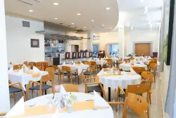 Interiér reštaurácie, Hotel Szieszta, Šoproň, Šopron, Maďarsko
