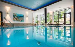 Klimatické kúpele Prien priamo pri jazere: Yachthotel Chiemsee **** s raňajkami a wellness s unikátnou saunou