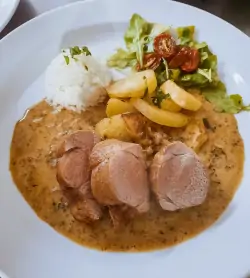 Reštaurácia, Hotel Flóra Bešeňová **
