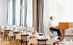 Reštaurácia, Hotel Löwenstein, Konstantinovy Lázně