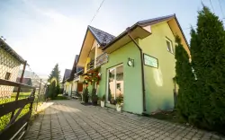 Orava pri aquaparku v Penzióne Zelený Dom s polpenziou, wellness centrom, soľnou jaskyňou a zľavou do termálov
