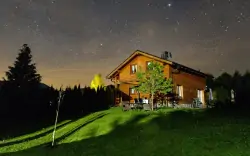 Pobyt neďaleko Liptovskej Mary v Apartmánoch Anička s raňajkami, saunou, vonkajším bazénom a športovým vyžitím