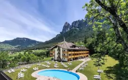 Severné Taliansko: Dolomity pri prírodnom parku v 4* Parc Hoteli Miramonti s polpenziou a wellness + ihrisko