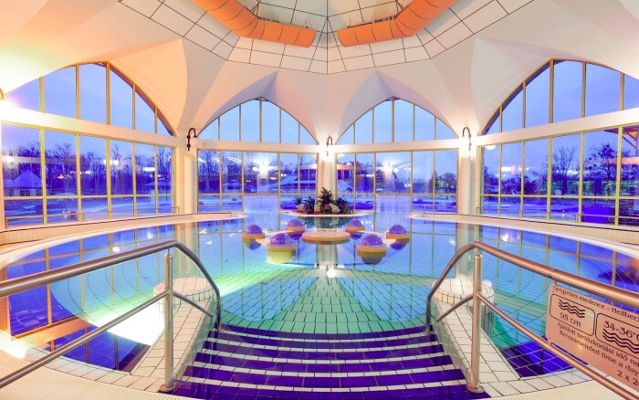 TOP pobyt v kúpeľnom areáli: Park Inn by Radisson Sárvár ****superior s termálnymi bazénmi a all inclusive