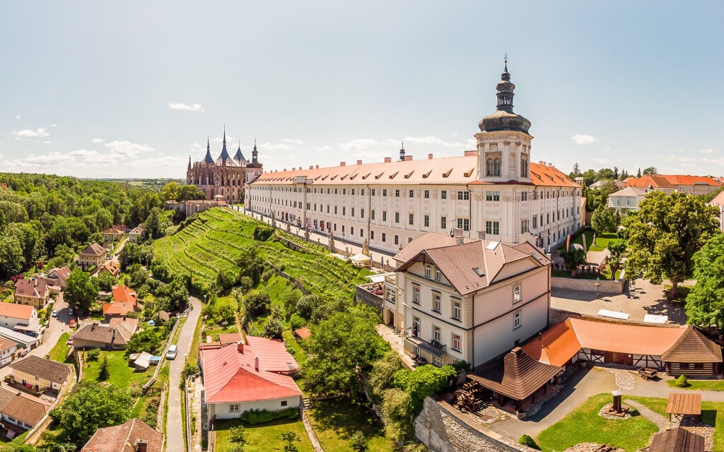 Kutná Hora a pohľad na Vilu u Varhanáře