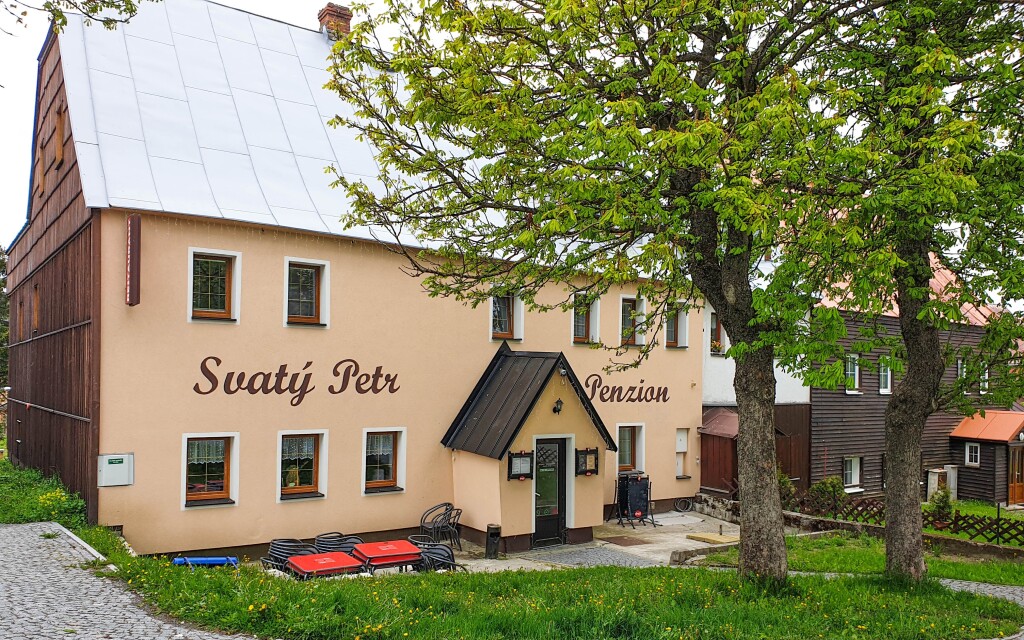 Penzión Svatý Petr stojí v centre Božieho Daru