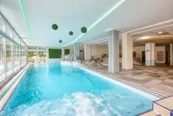 Vnútorný bazén, Hotel Szieszta, Šoproň, Šopron, Maďarsko