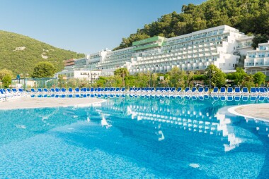 Vonkajší bazén, Hotel Hedera, Rabac, Chorvátsko