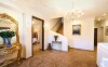 Interiér, Spa Beerland Chateaux – U Zlaté Hrušky ***, Praha