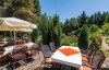 Záhradná terasa, Gosztola Gyöngye Hotel, Gosztola, Lenti, Maďarsko