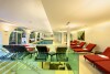 Relax zóna s ležadlami, Pytloun Schlosshotel Weikersdorf ****, Baden, Rakúsko