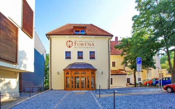 Historický Hotel Fortna **** nájdete v centre Chrudima