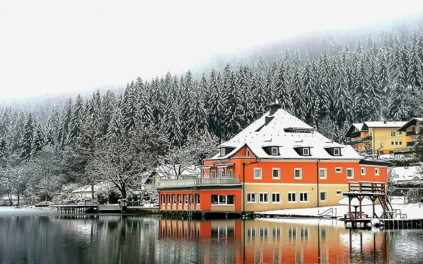 Strandhotel Burgstaller ***, Feld am See, Korutánsko