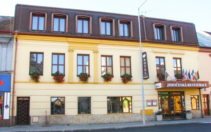 Kleopatřiny lázně v Poděbradech, Hotel Soudek