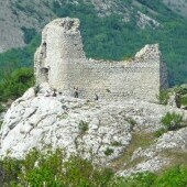 Zrúcanina hradu Sirotčí hrádek