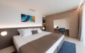 Jednoizbový apartmán s balkónom a výhľadom na more, Joel Hotel ****, Novalja, Chorvátsko